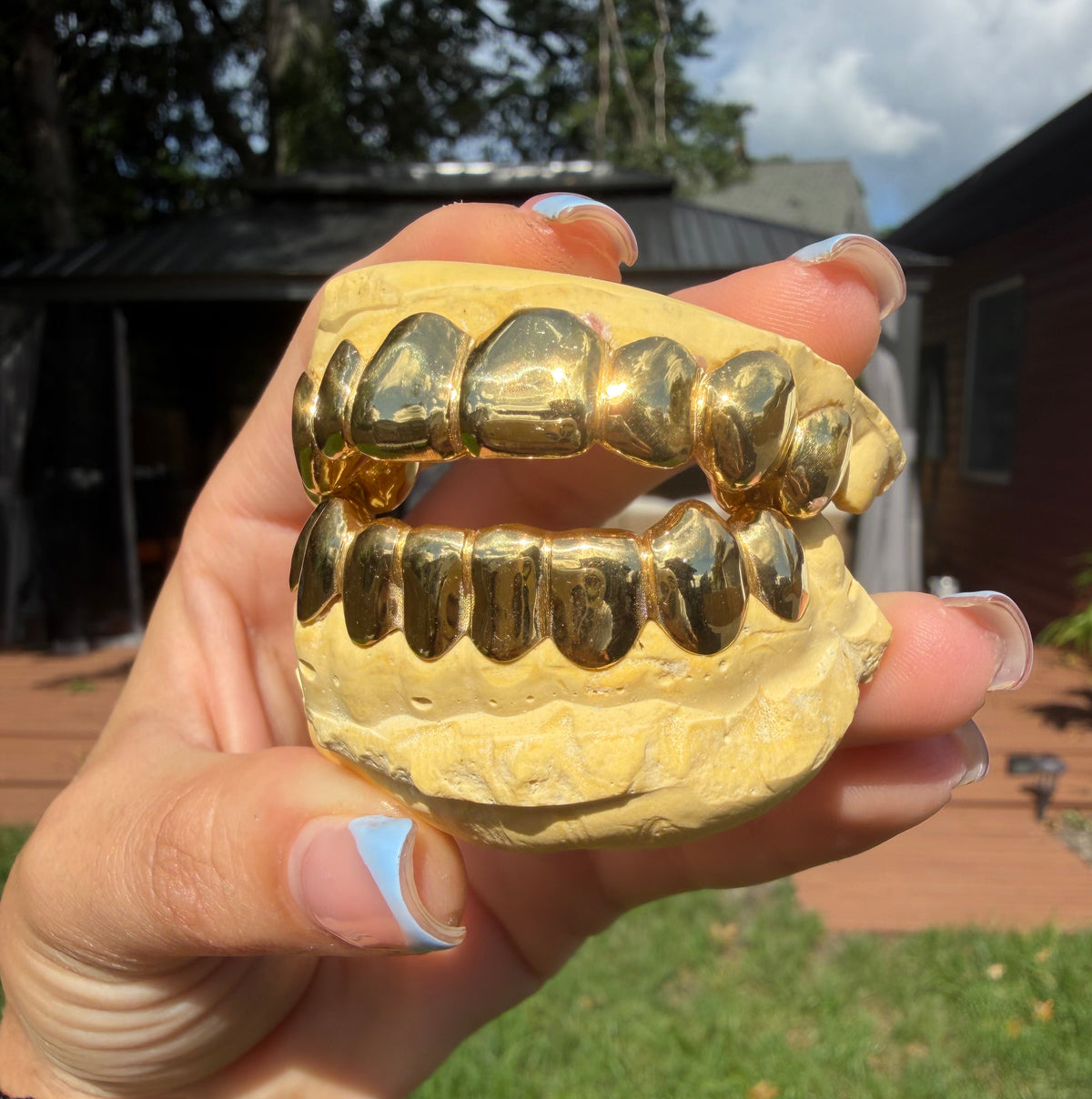 14K GOLD GRILLS