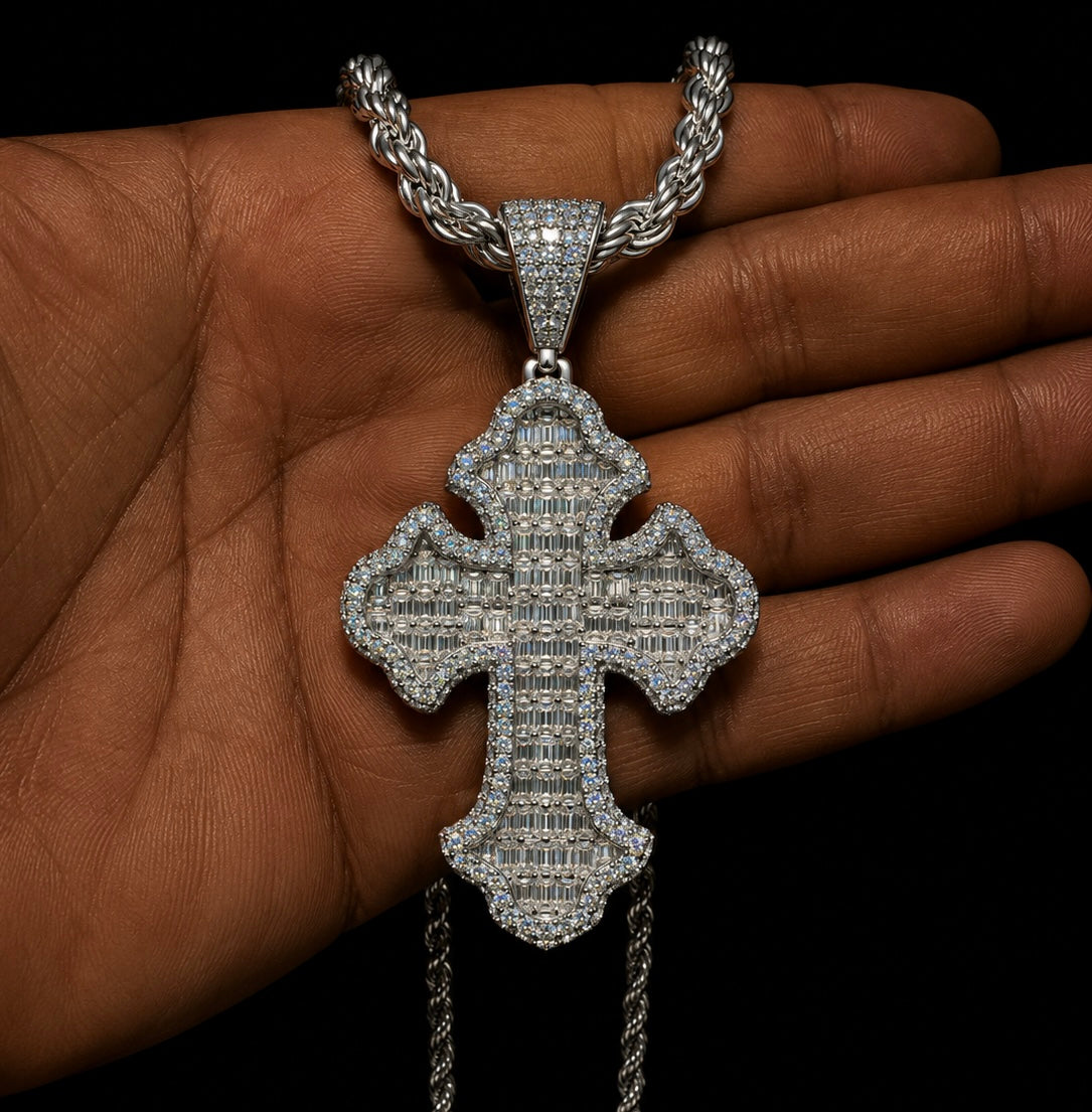 12CT BAGUETTE VVS1 CROSS